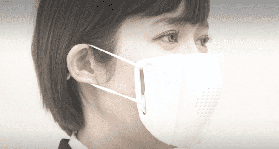 Inteligentna maseczka C-MASK tłumaczy języki obce i nagrywa. Czy zdobędzie świat?