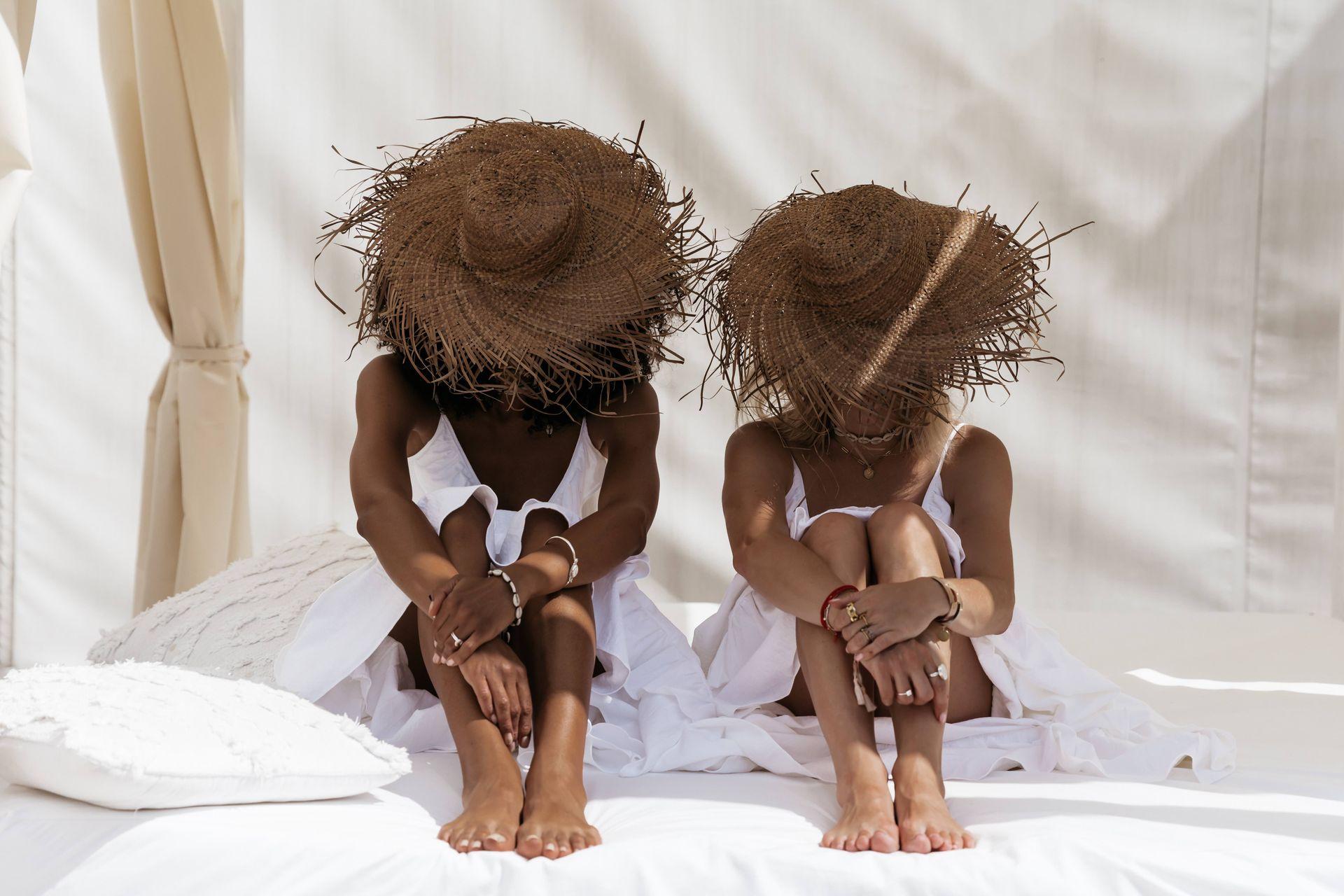 Wybierając Nusa Store, pomagasz rodzinom na Bali oraz w Maroko. Ich unikalna moda oraz elementy wnętrz od teraz są w Polsce