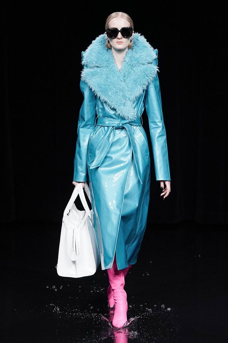 Balenciaga i Alexander McQueen rezygnują z futer naturalnych