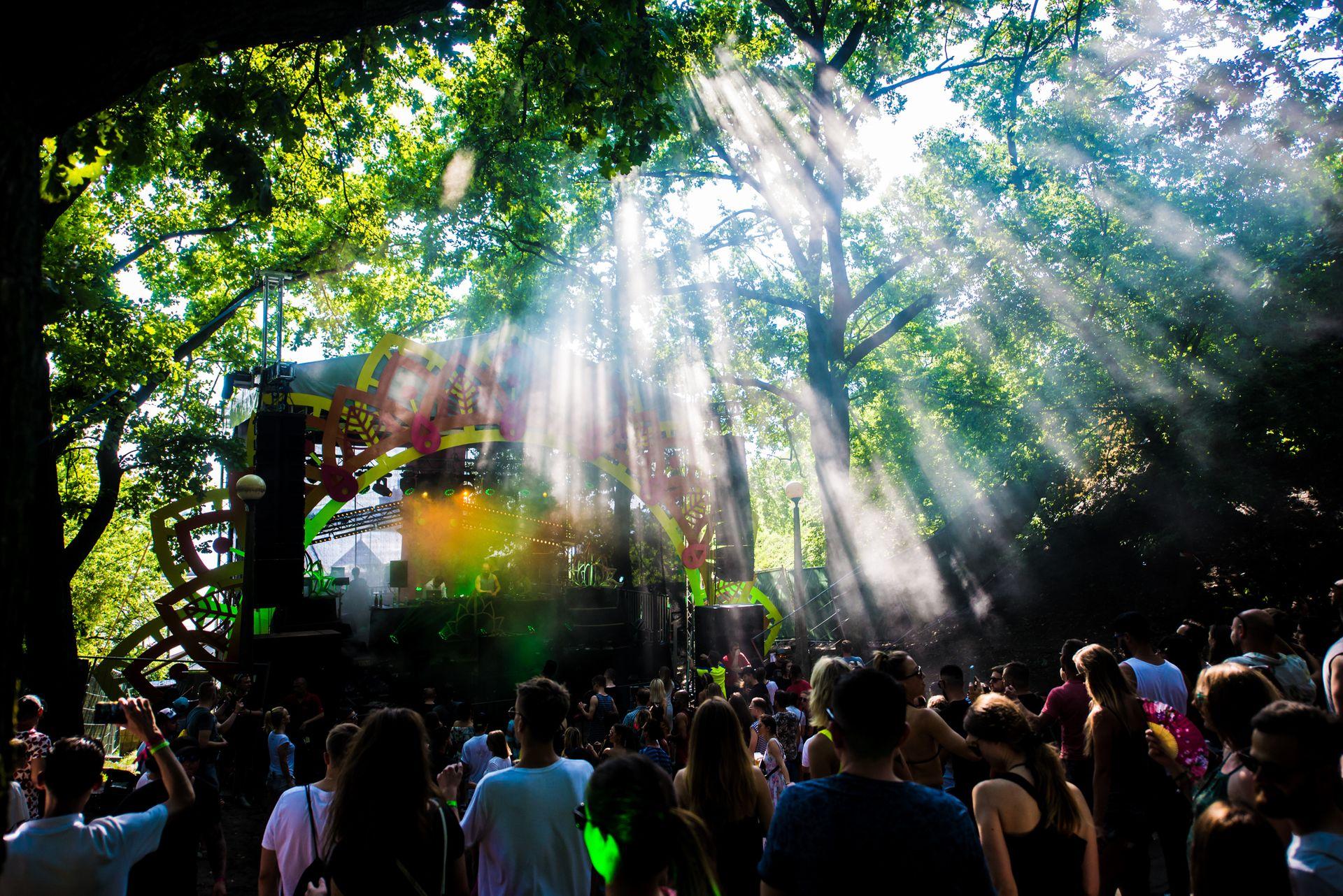 Audioriver w tym roku w nowej formule. Kto ma ochotę na weekend w parku?