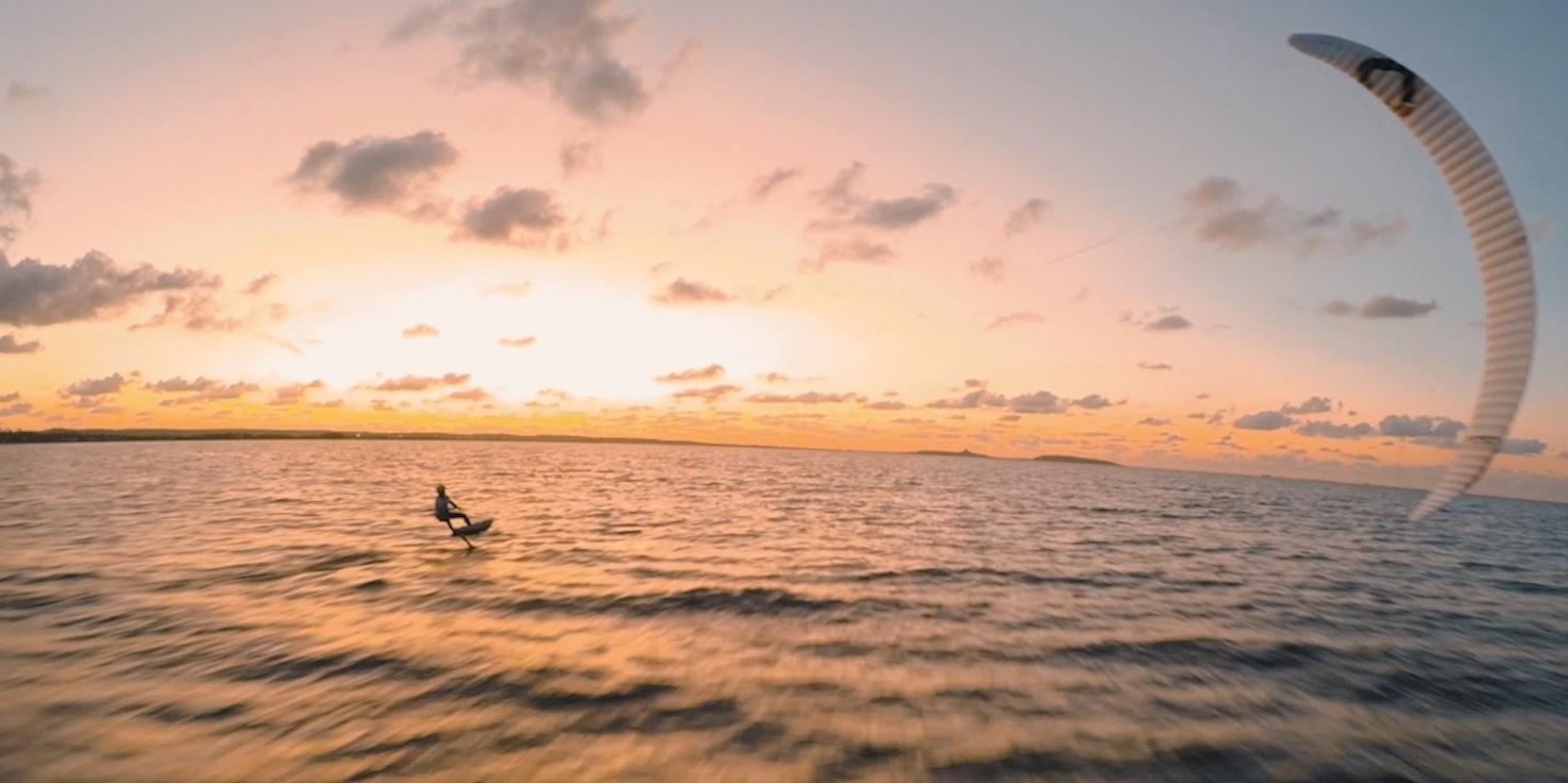 „Allseasons”, czyli pierwszy polski film pełnometrażowy o kitesurfingu. Szykują się pokazy w całej Polsce