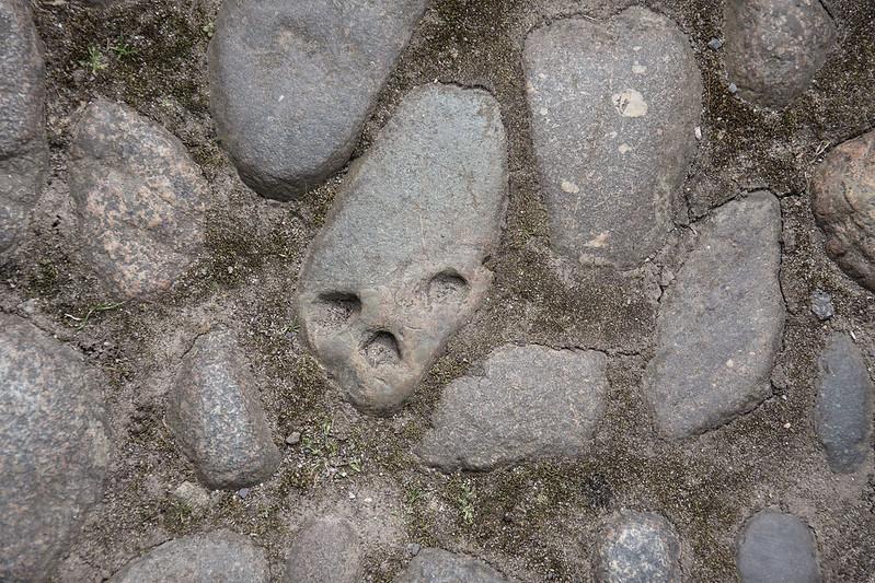 Były profesor Harvardu twierdzi, że nasz wszechświat został stworzony przez obcą cywilizację