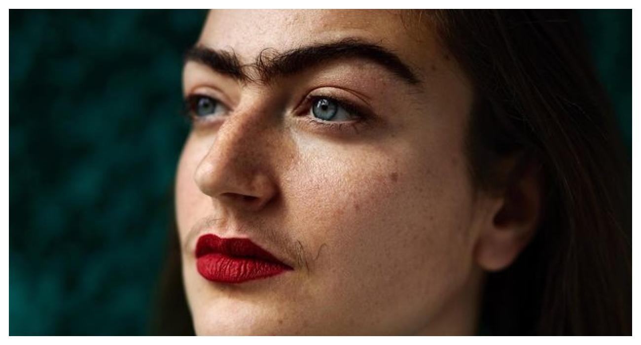 Młoda aktywistka przestała się depilować. Po roku apeluje do kobiet.