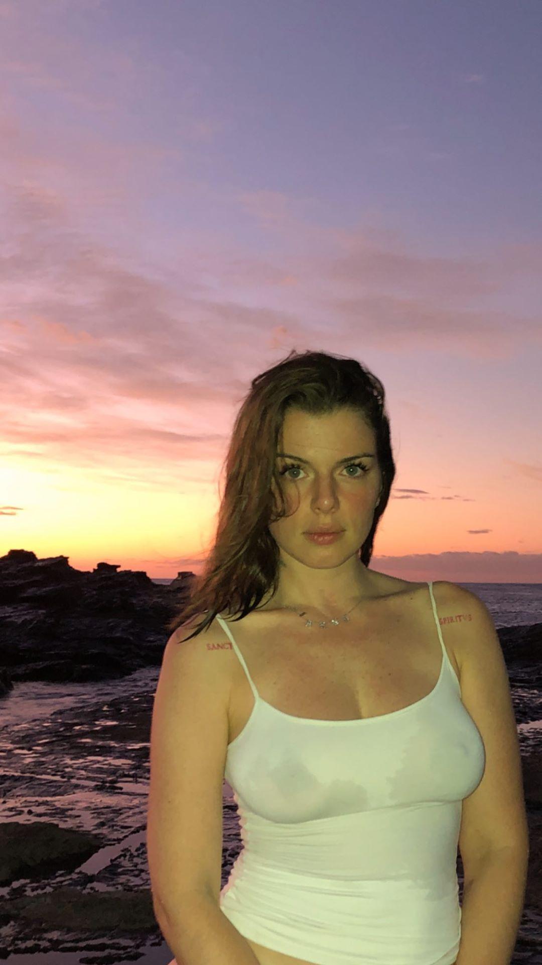 Fenomen Julii Fox – kim jest „celebrytka idealna”?