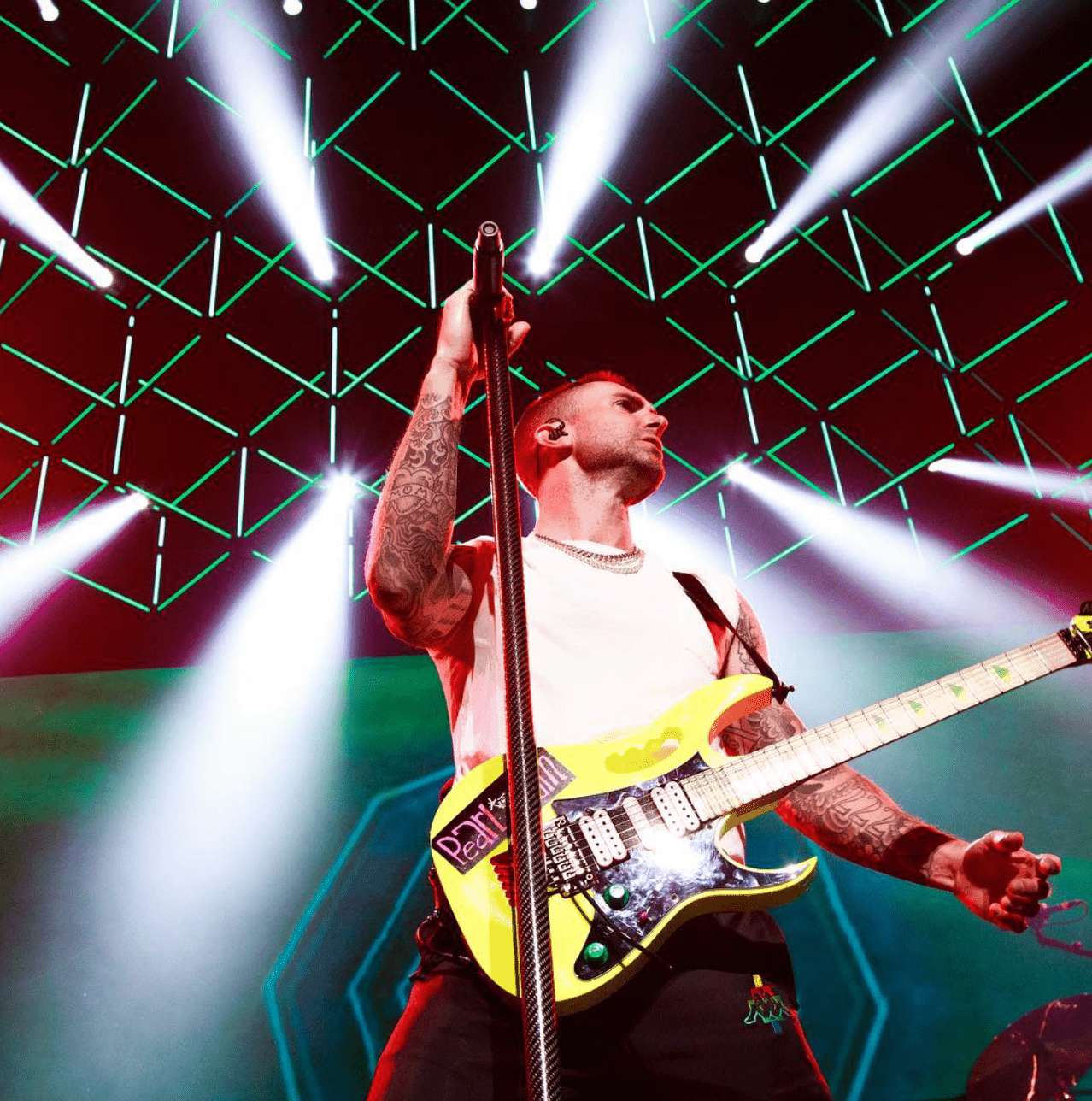 Mundial w Katarze dzieli artystów. Kto zdecydował się wystąpić w kraju, w którym łamane są prawa człowieka?