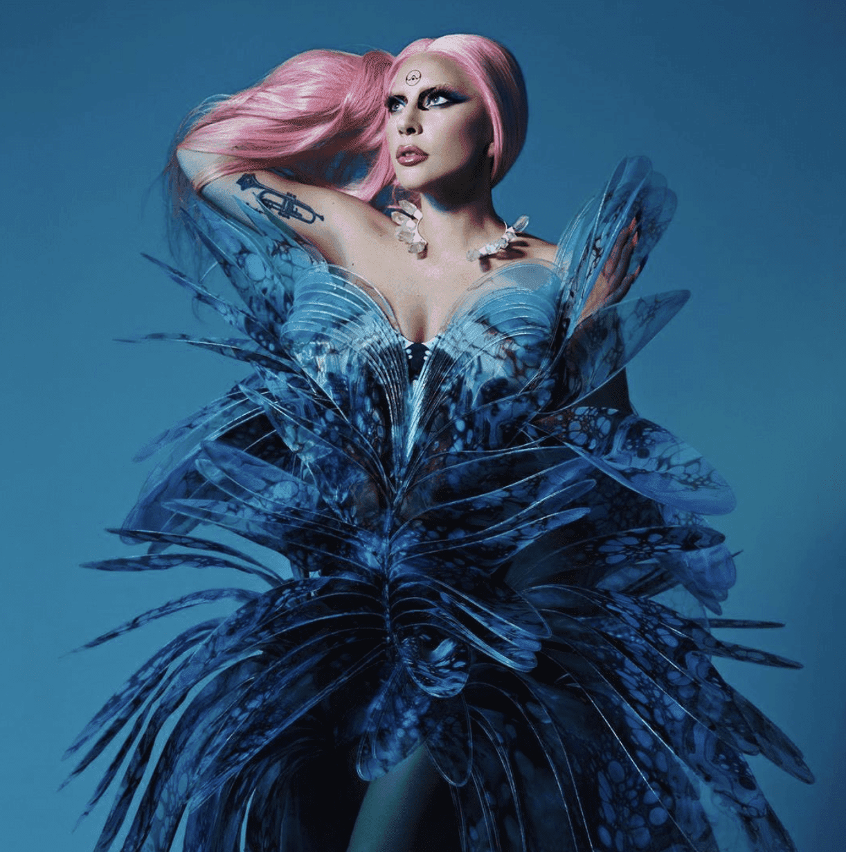 Wykładowca poucza mnie w modzie wyższej [felieton]