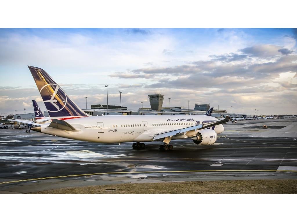 Lotnisko Chopina – błyskawiczny paszport tymczasowy