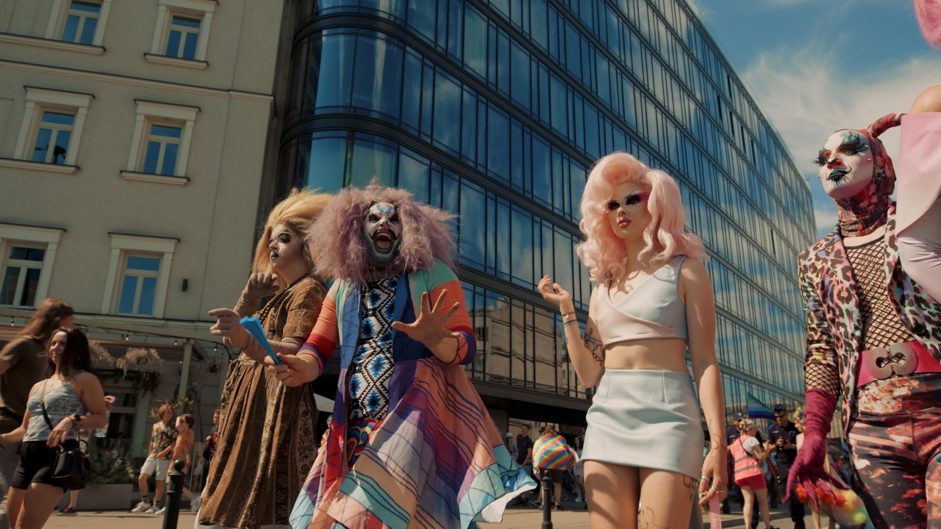 „Don’t Rain on Our Parade – PARADA” – pierwszy polski dokument o Paradzie Równości