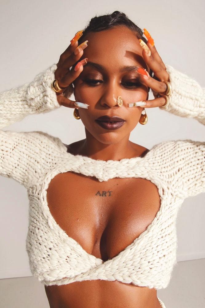 IAMDDB, jedna z najciekawszych obecnie artystek tworzących w klimacie urban jazz, już w lutym wystąpi w Polsce