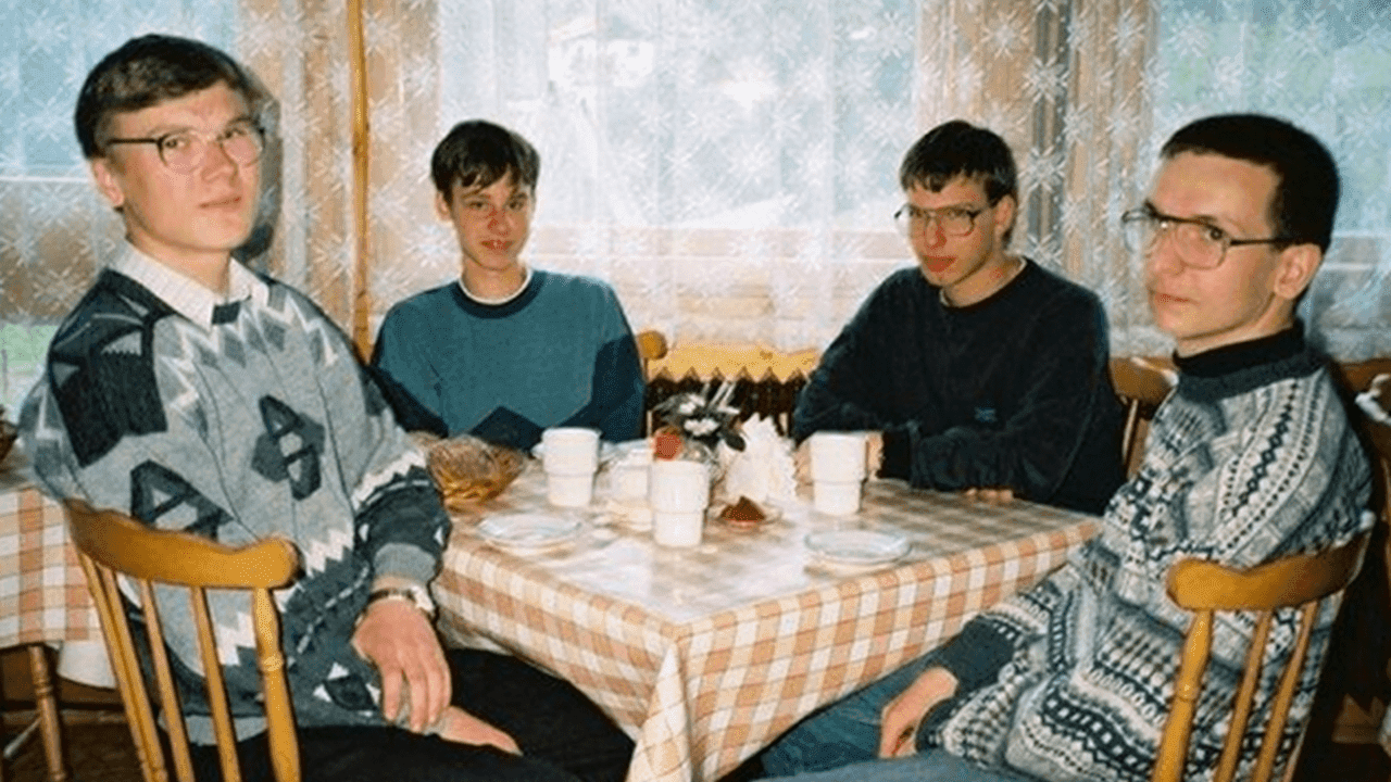 Co robi informatyk z kultowego mema? Znamy odpowiedź!