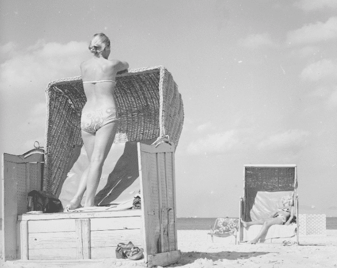 „Już nie ma dzikich plaż”, czyli kultowe lato w PRL-u. Pamiętacie?