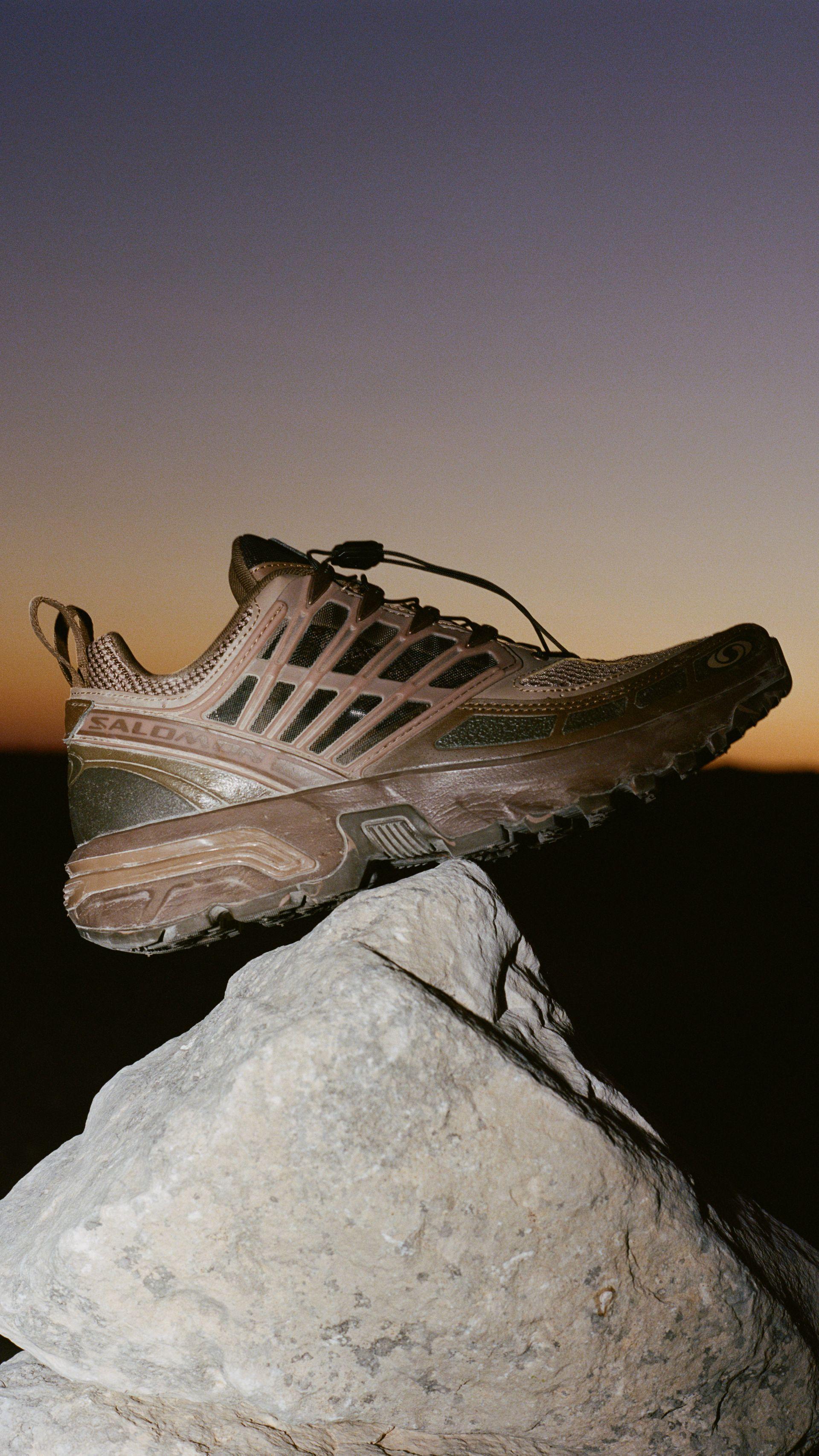 Na szlaku wakacyjnych przygód. Odkrywamy nowe modele marki Salomon, które sprawdzą się zarówno w górskim, jak i miejskim terenie