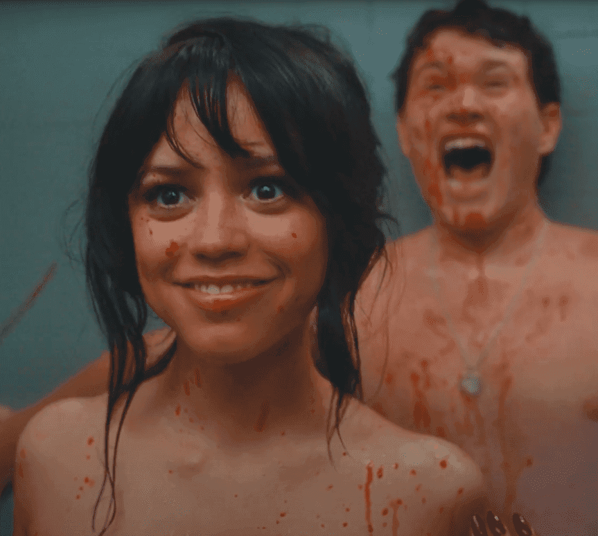 Zabij albo pocałuj. Jenna Ortega w krwawym i zabawnym klipie Sabriny Carpenter