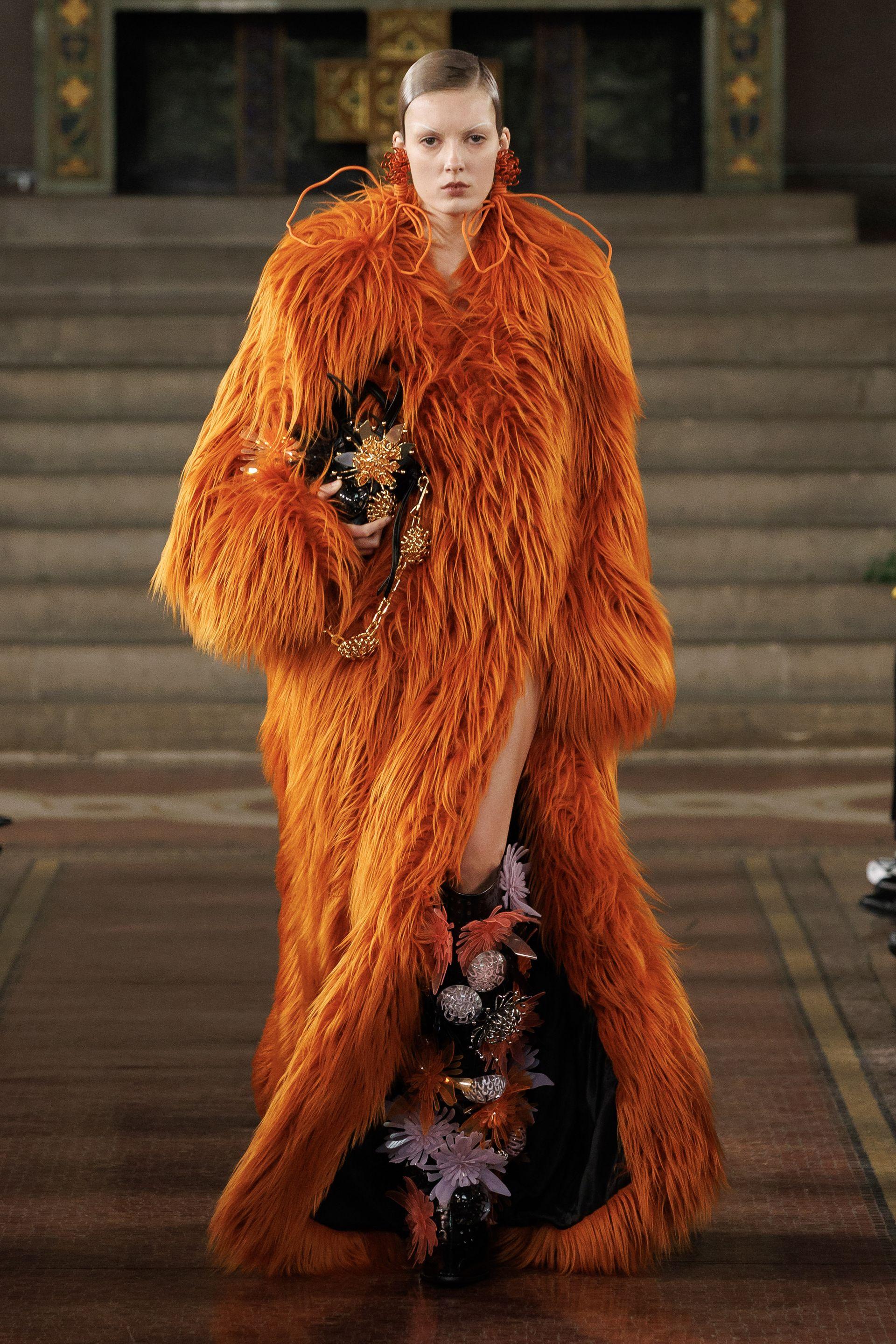 Alejandro Gómez Palomo: „Jest coś niezwykłego w tym, jak ludzie zachowują się nocą, jak stają się bardziej dzicy i swobodniejsi” [WYWIAD]