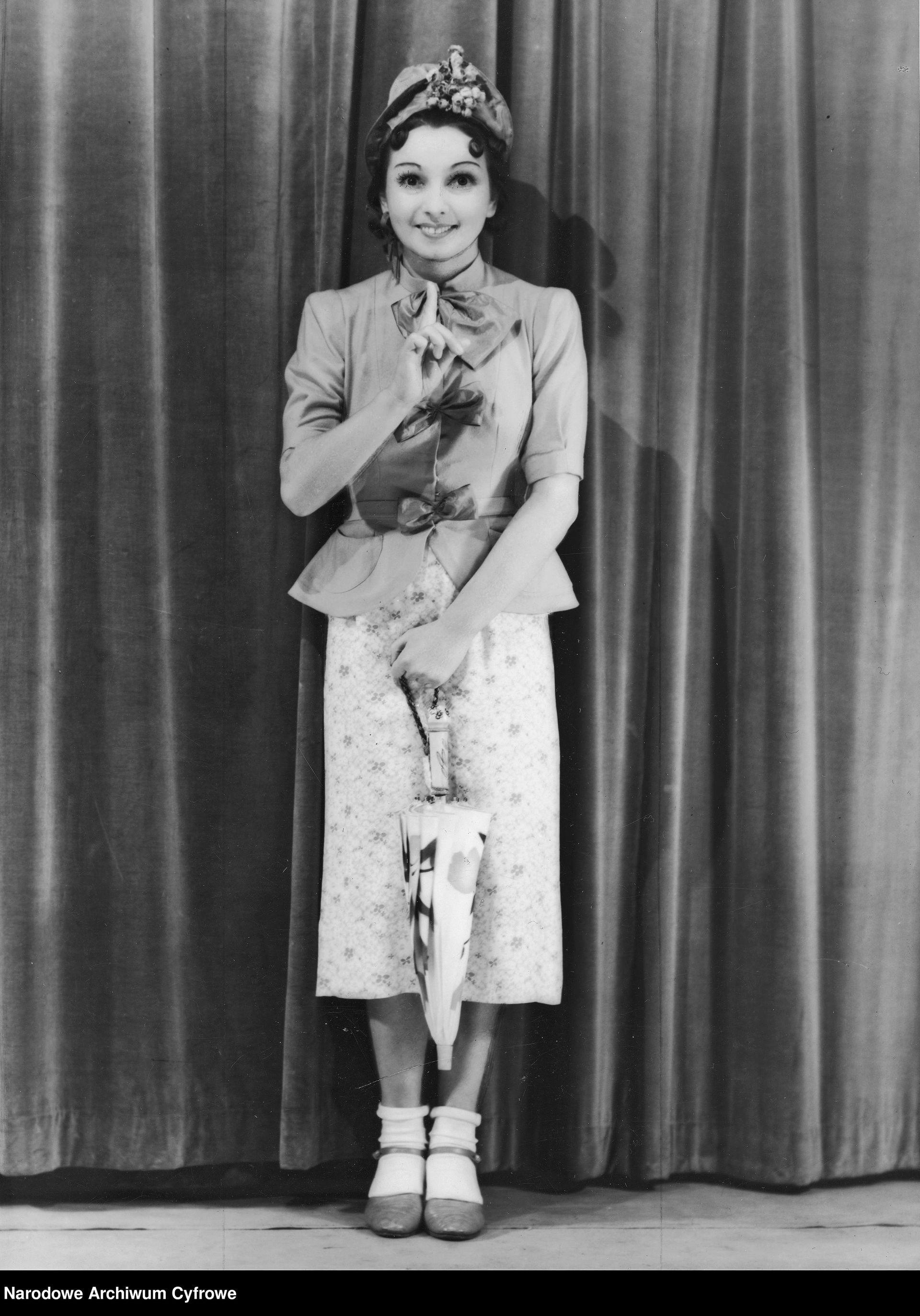 [Z archiwum K MAG] „Z czego się śmiejecie? Z samych siebie się śmiejecie”. O starych polskich kabaretach