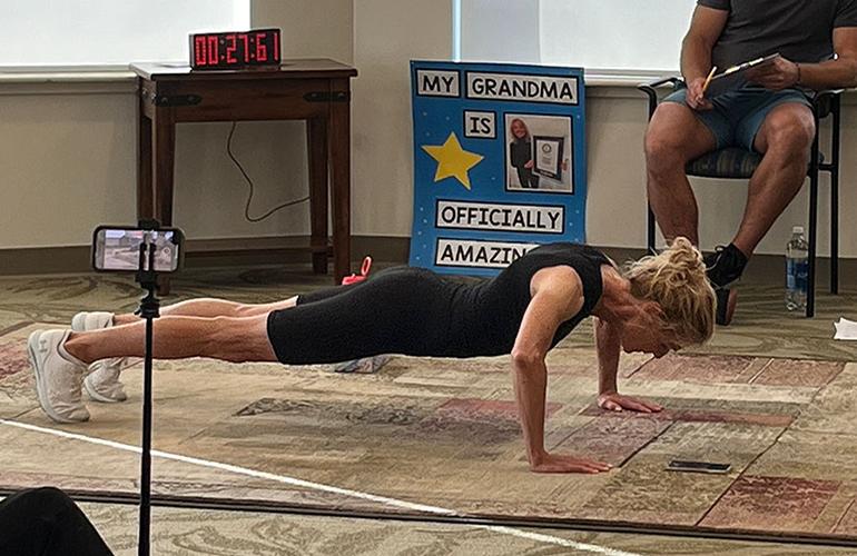 59-latka ustanowiła nowy rekord Guinnessa w liczbie pompek na godzinę