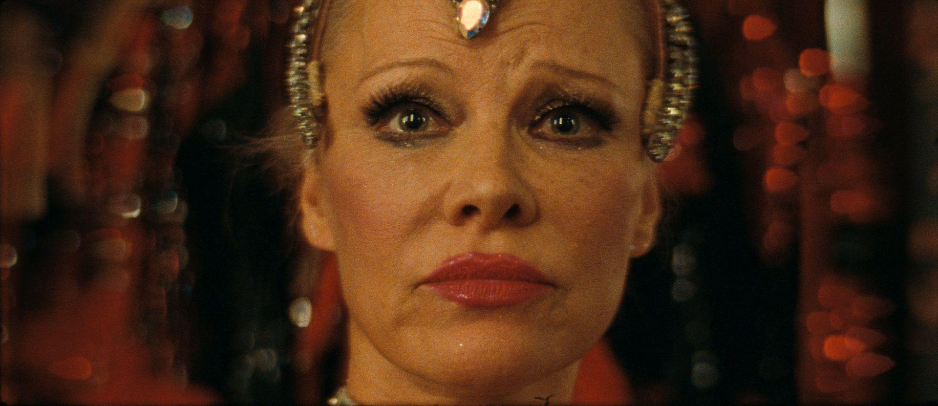 Pamela Anderson jako starzejąca się tancerka rewiowa. „The Last Showgirl” wkrótce w kinach