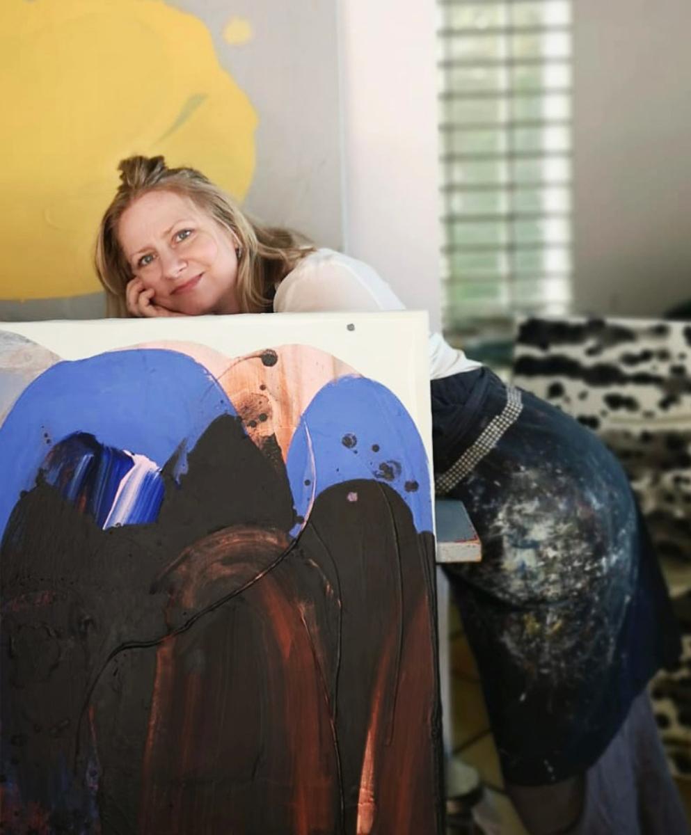 Ku pamięci – żałoba po stracie ojca na wyjątkowej wystawie. Rozmawiamy z Marianną Stuhr