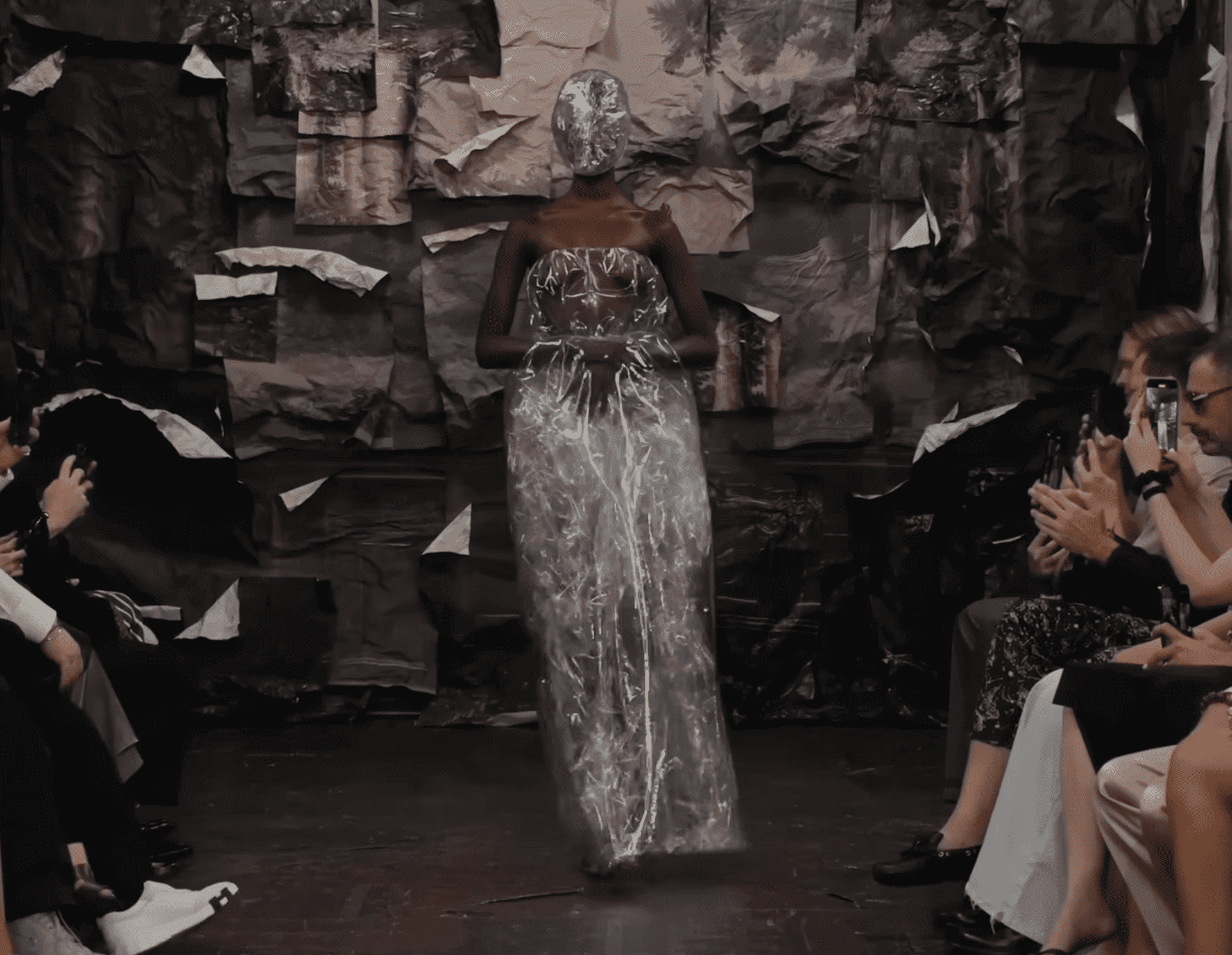 Tożsamość w dekonstrukcji. Margiela w rękach Glenna Martensa. Powrót do starego DNA?