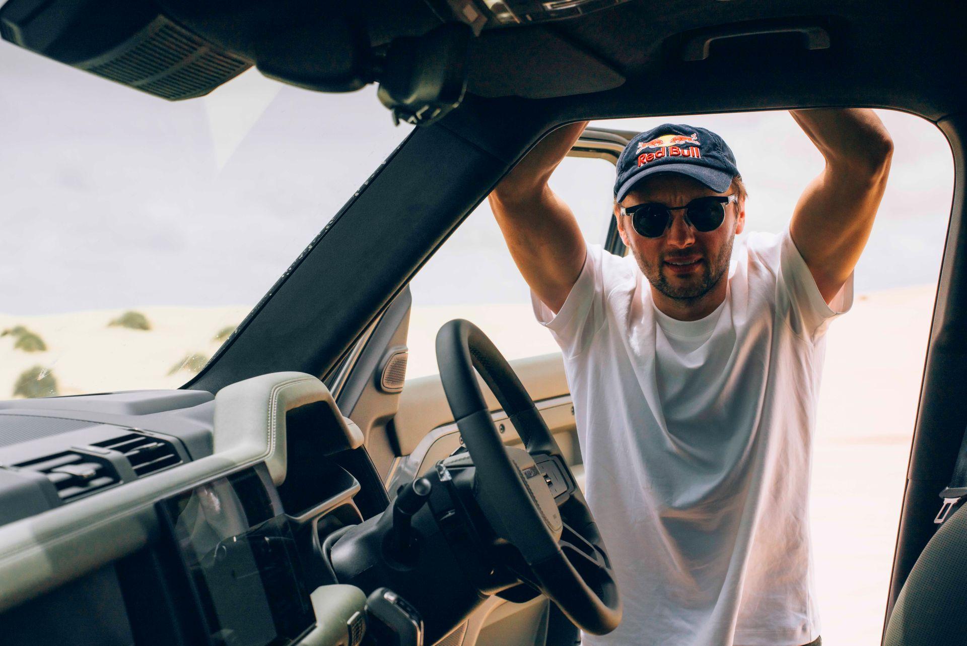 Tam, gdzie inni nie mogą. Jak narciarz wysokogórski Andrzej Bargiel połączył siły z Defenderem