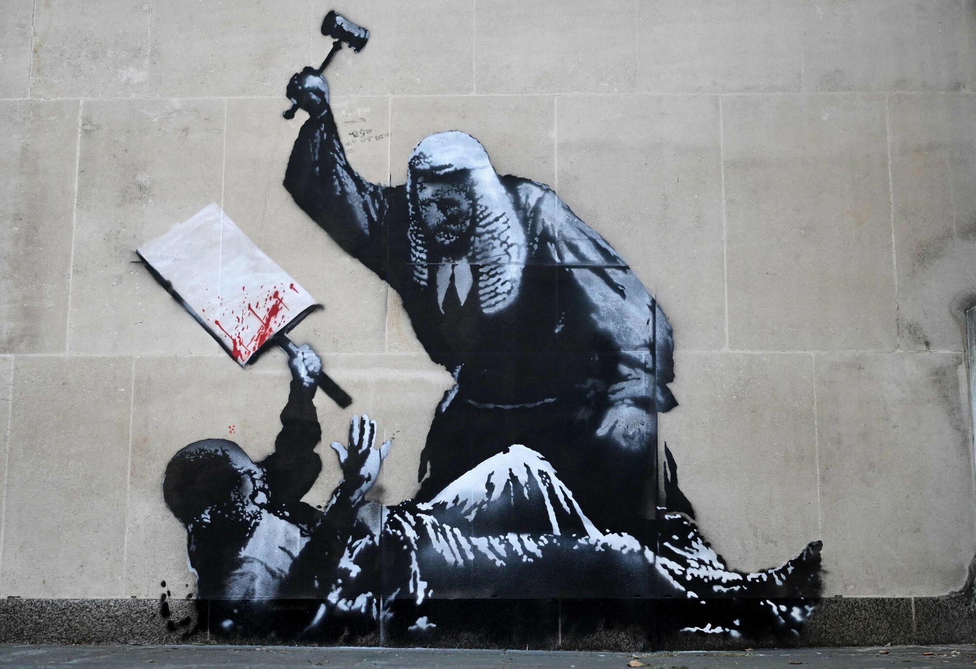 Zniszczone dzieło Banksy'ego. Czy artysta stał się wrogiem brytyjskiego systemu?