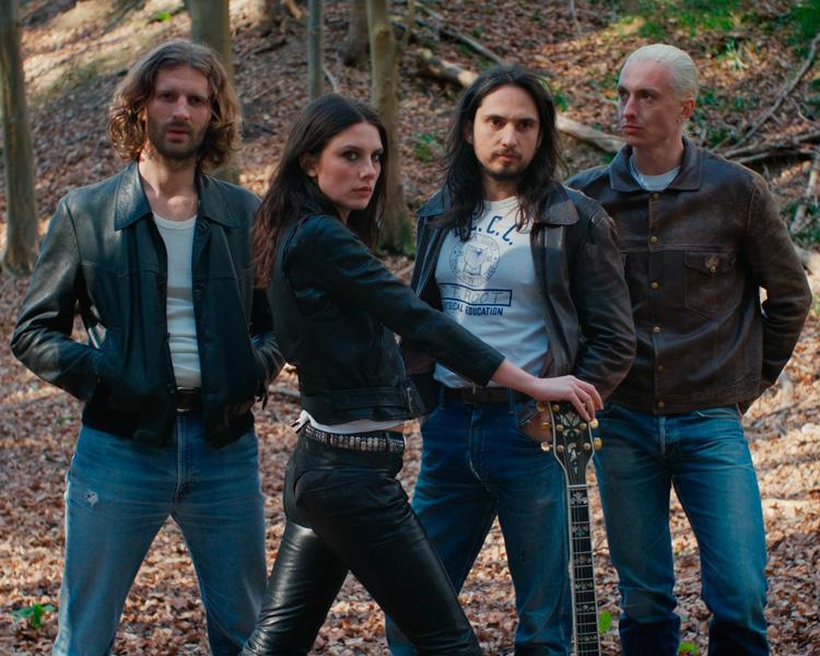 „Jesteśmy starsi, ale wciąż młodzi i wolni” – rozmawiamy z Wolf Alice