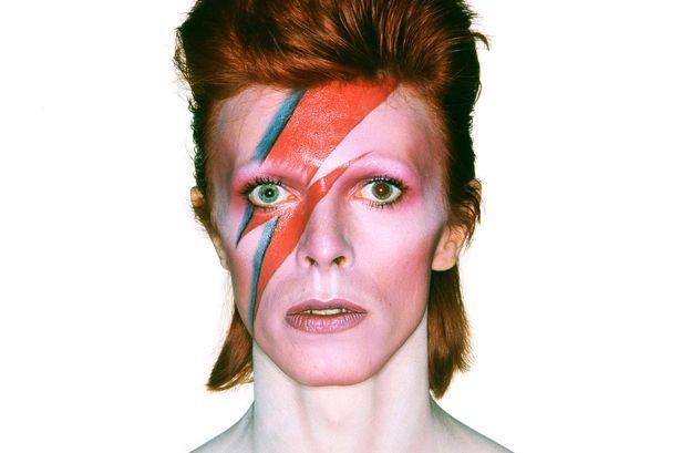 David Bowie najlepiej sprzedającym się artystą winylowym XXI wieku