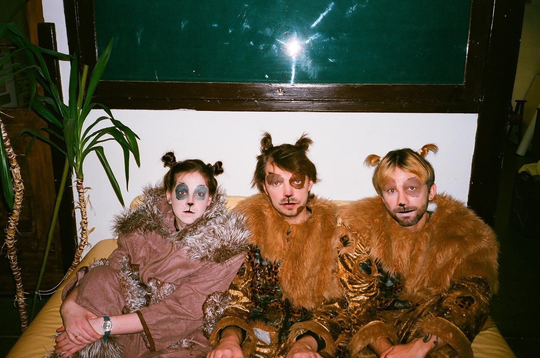 Zespół Róża to jedni z naszych ulubionych debiutantów na polskiej scenie. Właśnie wypuścili nowy singiel!