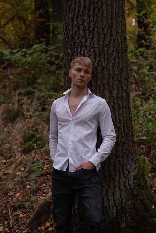 Biała koszula / Model: @ozdoba_michal