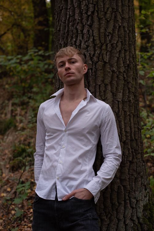 Biała koszula / Model: @ozdoba_michal