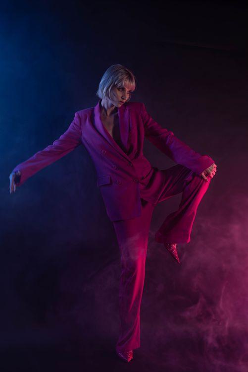 Różowy garnitur / Model: Aleksandra Dębska @rozalinagunvor