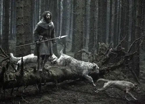 W pełnię księżyca i po staroangielsku. Nadchodzi „Werwulf” [TRAILER]