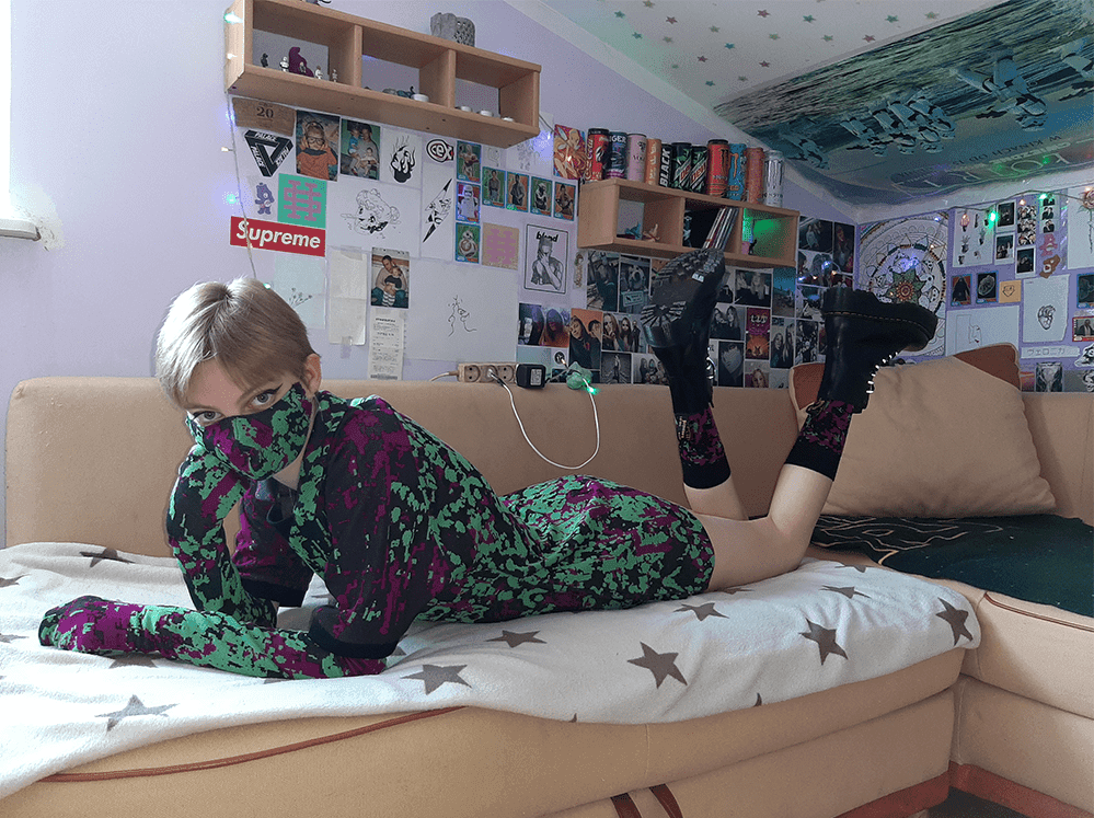 Tak robi się kampanię modową w czasach pandemii! Bola i jej nowa kolekcja .crowd.