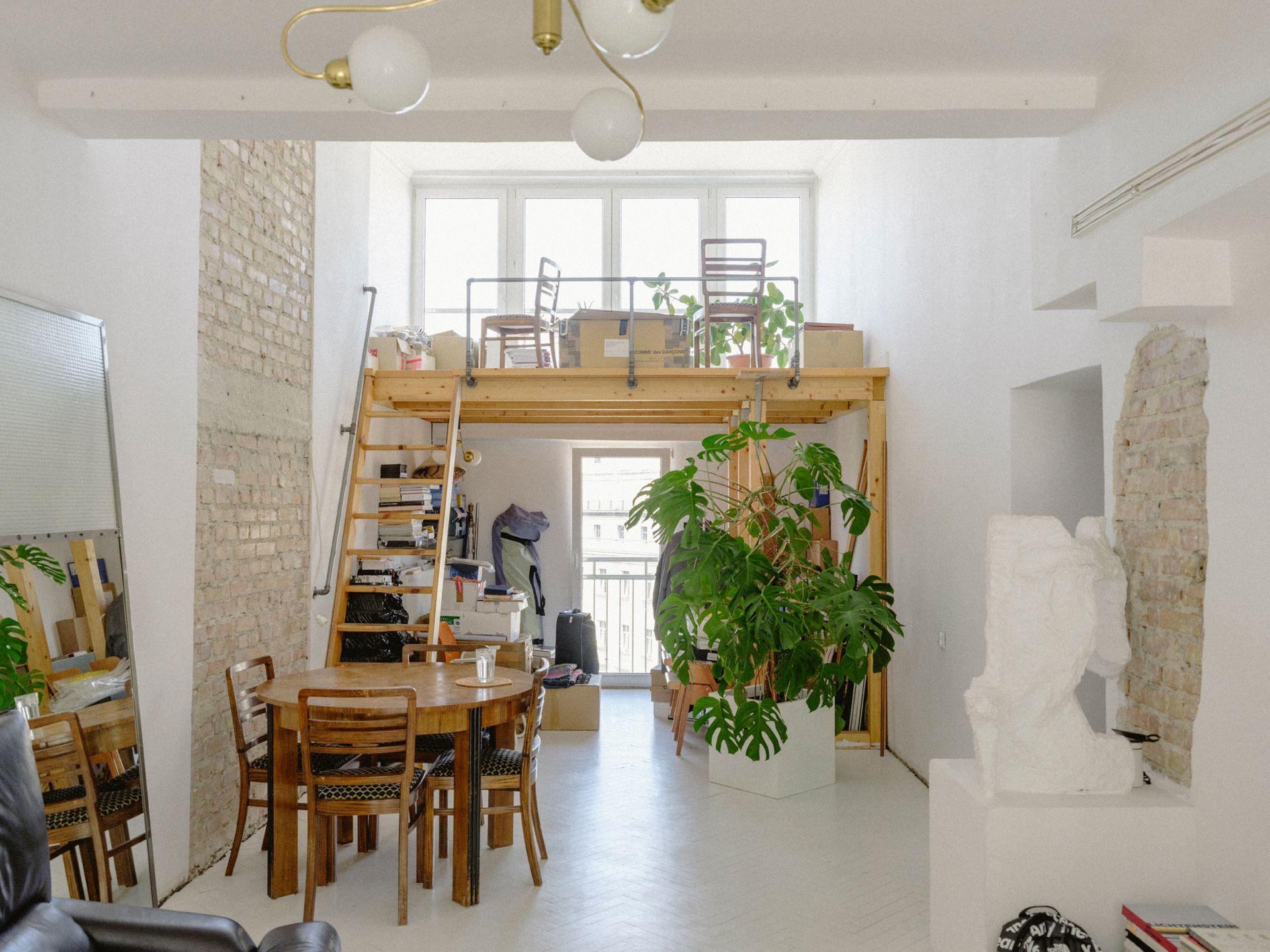 [Z archiwum K MAG] Otworzył Comme des Garçons w Polsce, prowadził „VICE”, kieruje klubem Jasna 1. Odwiedziliśmy Roberta Serka