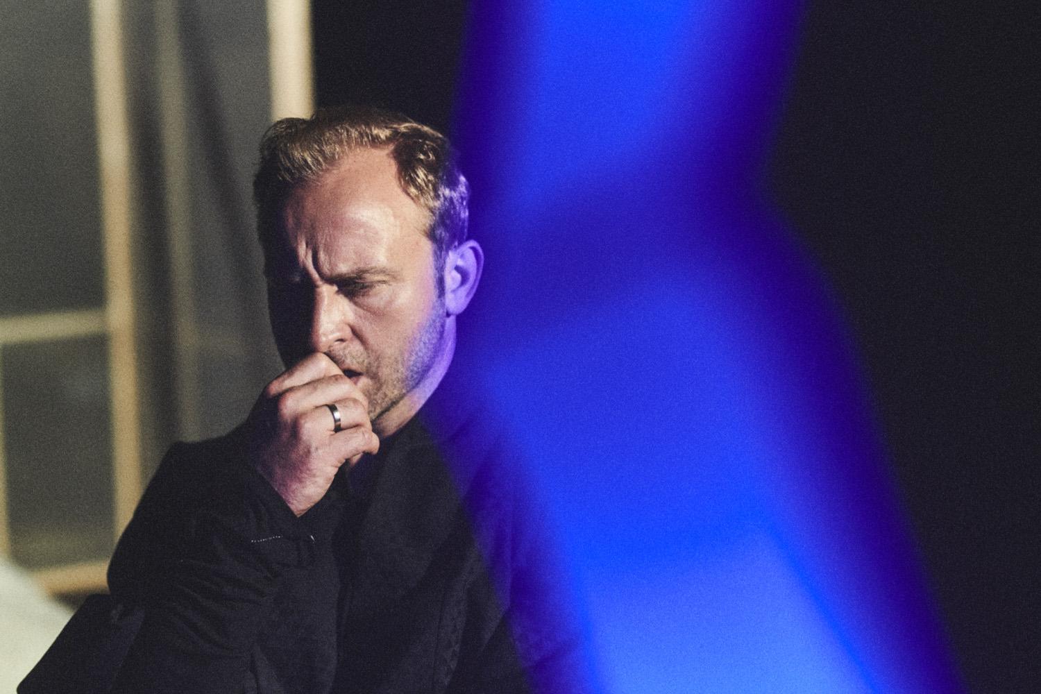 Borys Szyc: „Dobrze jest czegoś nie wiedzieć”. O rolach błazna, aktora i seksi pijaka [WYWIAD]