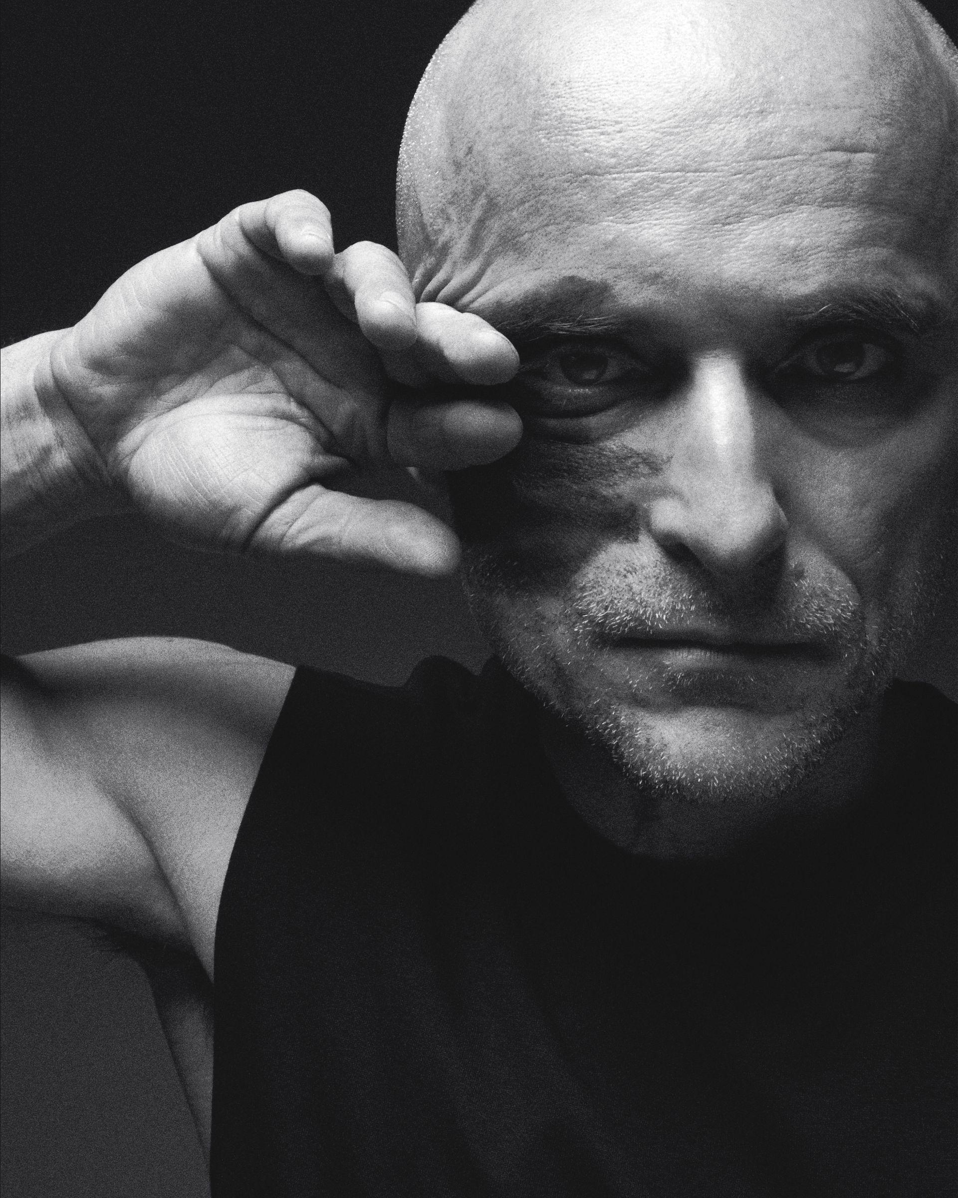 [Z archiwum K MAG] Artur Rojek: „Na pracę muzyka wiele razy się obrażałem. Rzucałem ją wielokrotnie” [WYWIAD]