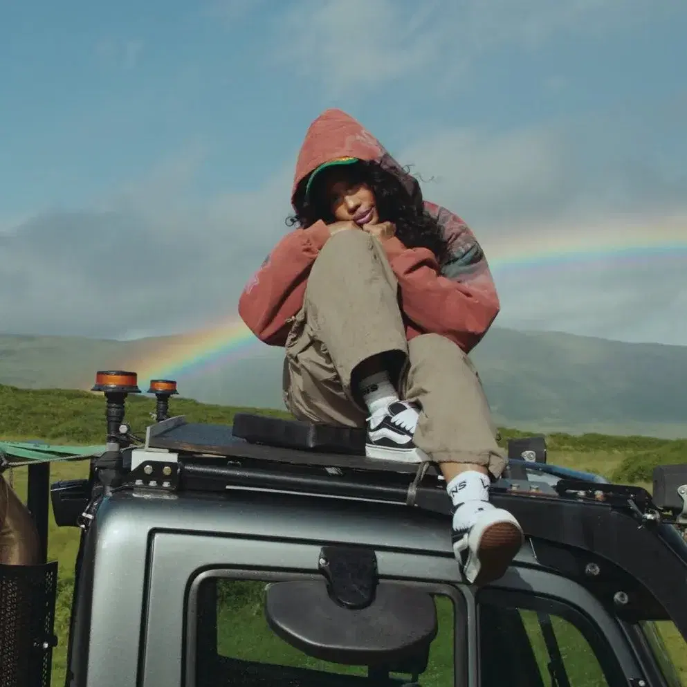 Kiedy muzyka staje się modą: Post Malone, SZA i nowa rola artystów w świecie fashion