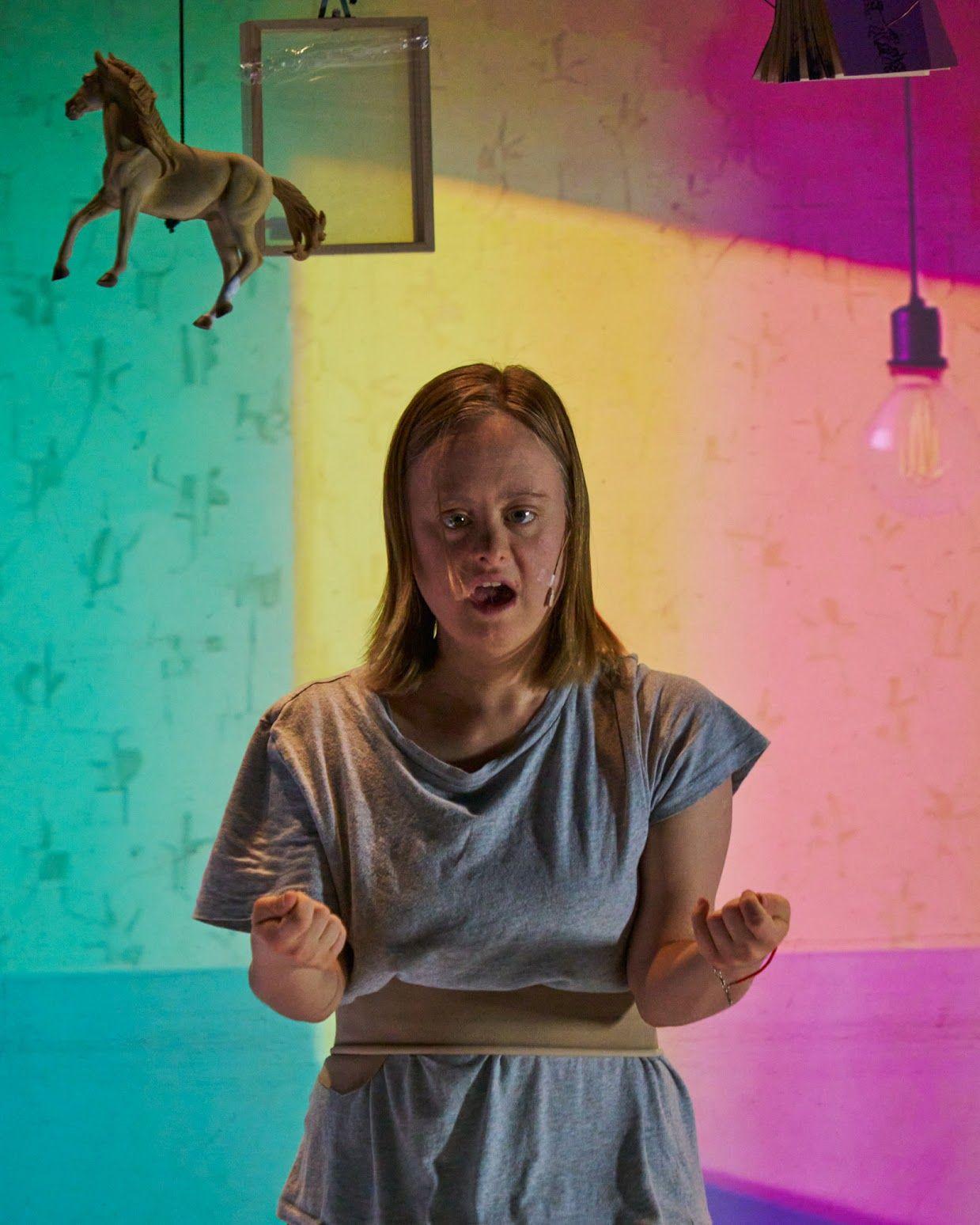 Słabe punkty, które dają moc – nowy spektakl TR Warszawa i Teatru 21