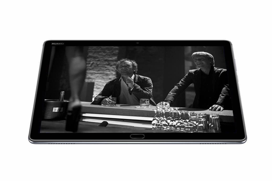 Kadr z filmu "Pomiędzy słowami"