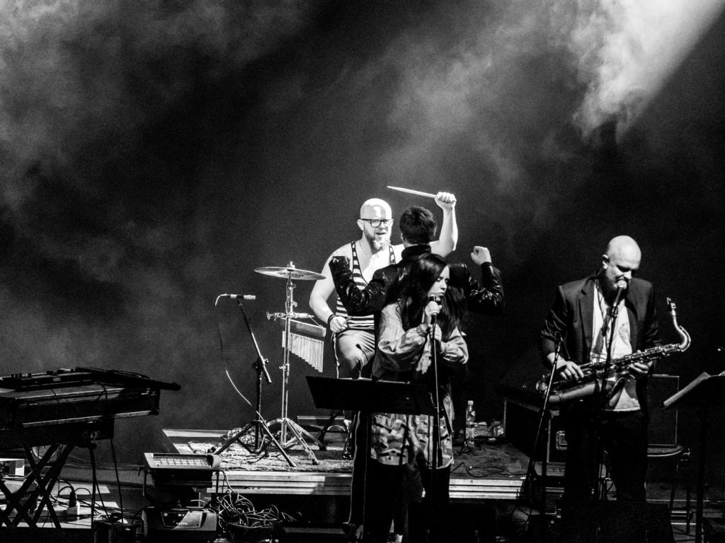 5. Babu Król i Smutne Piosenki