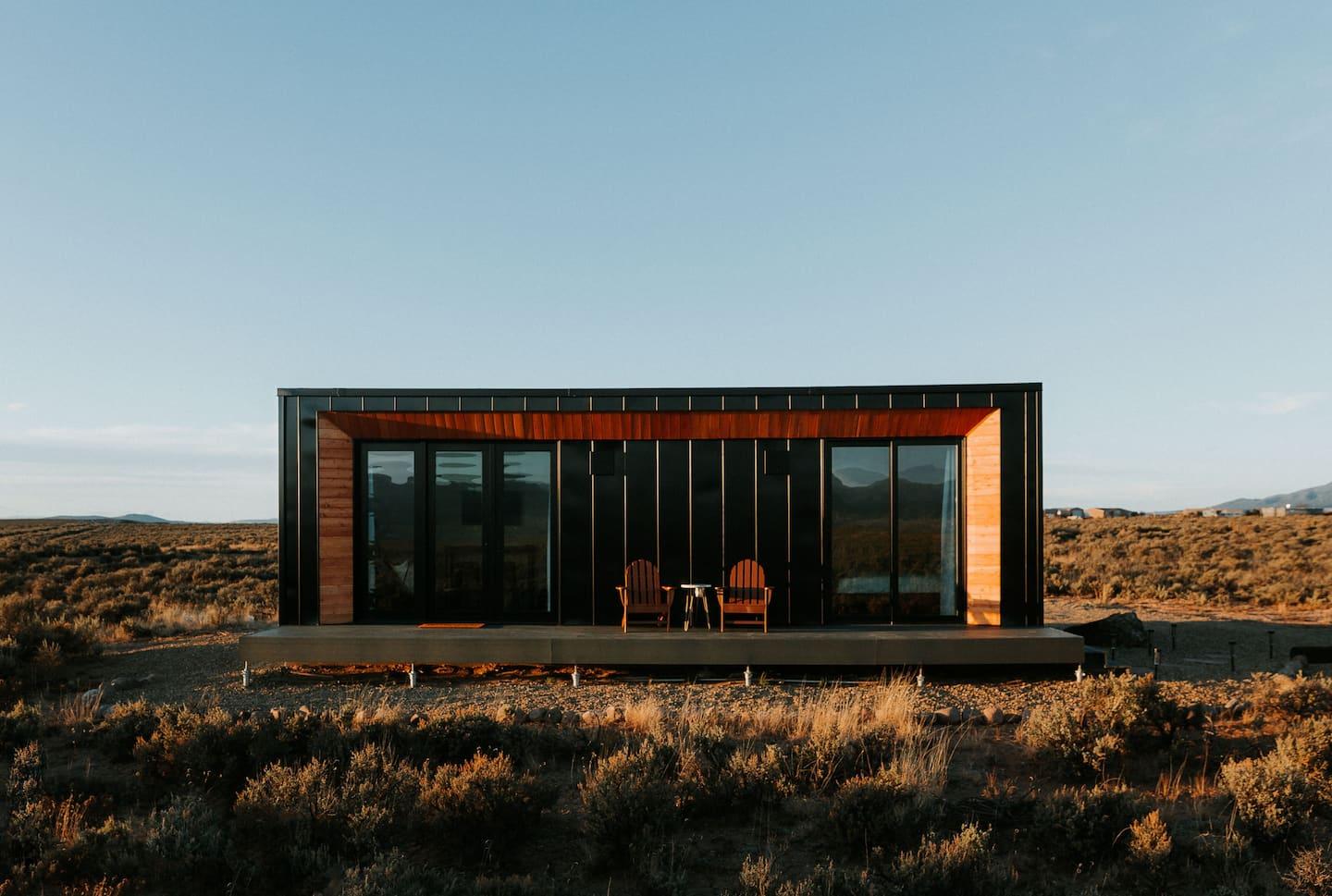 Pod gołym błękitnym niebem - Ed Prado, w stanie Nowy Meksyk