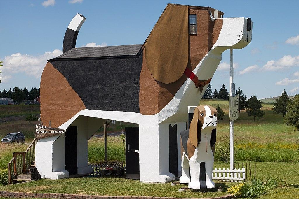 Dog Bark Park Inn (Idaho, USA)