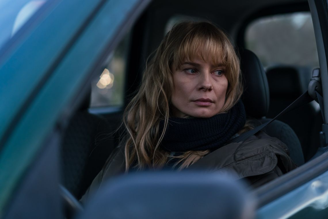 Są pierwsze zdjęcia z filmu „Ciemno, prawie noc" Borysa Lankosza na podstawie głośnej powieści Joanny Bator