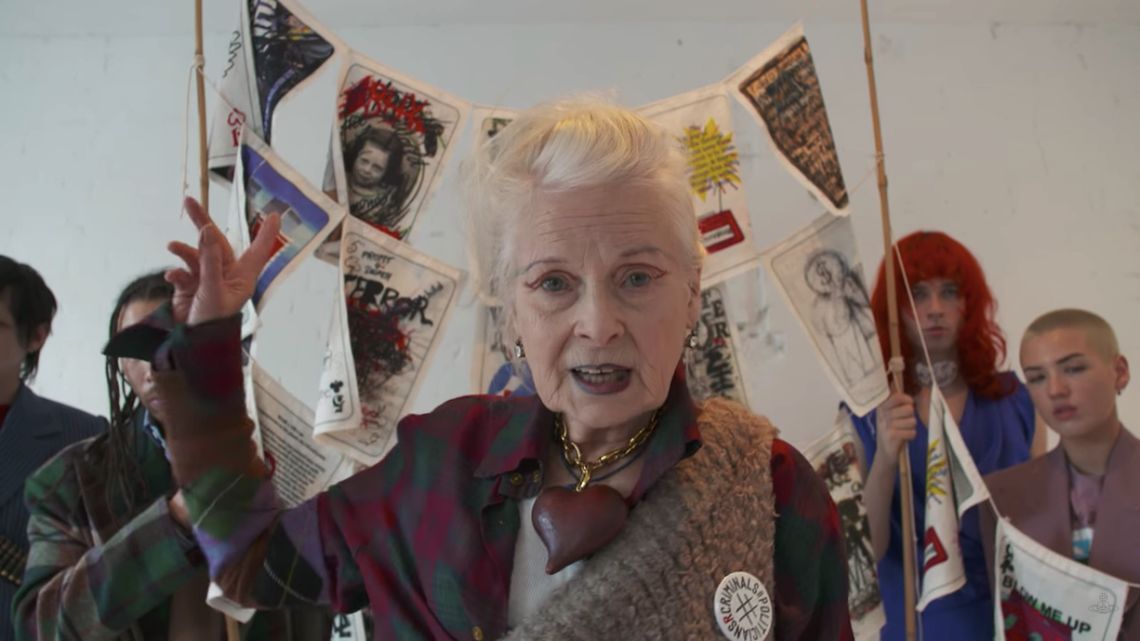 Vivienne Westwood pokazała poruszający film o wojnie zamiast tradycyjnego pokazu