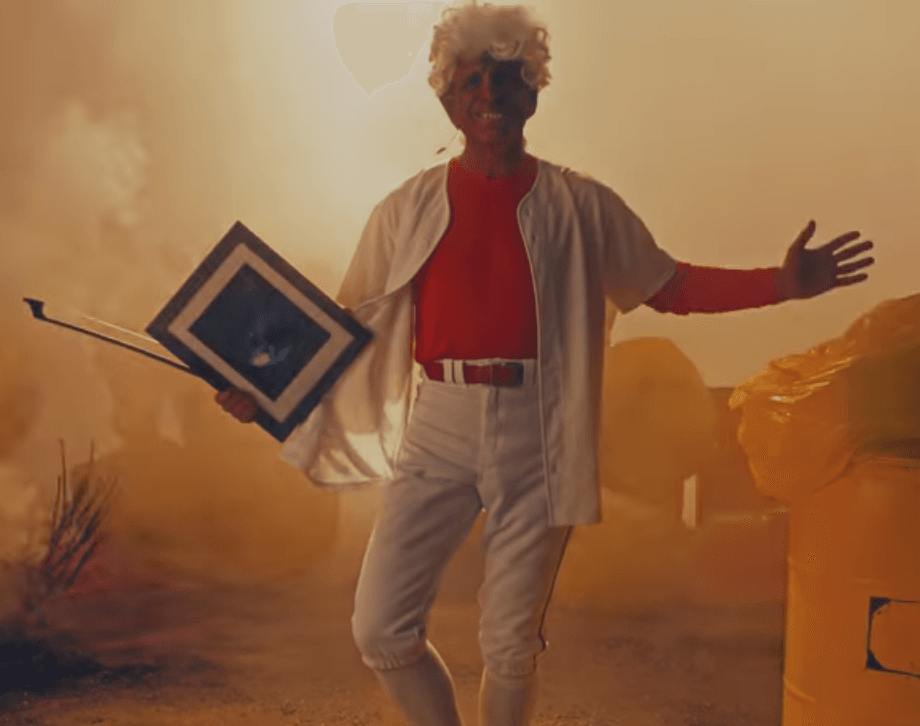 6 najlepszych teledysków kwietnia: "Lśnienie" i "Dzień świstaka" w jednym oraz szatan z aspiracjami Mozarta