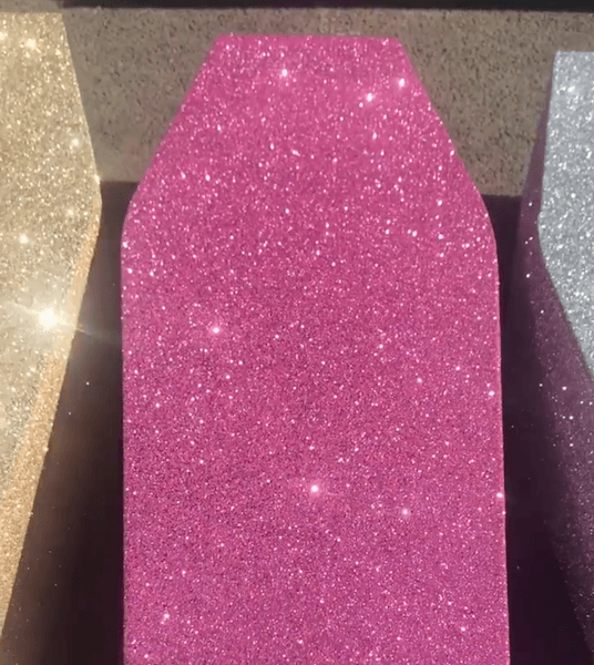 Chcecie zabłysnąć nawet po śmierci? Teraz to możliwe