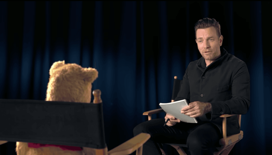 Ewan McGregor przeprowadza szczery wywiad z Kubusiem Puchatkiem, Tygryskiem, Prosiaczkiem i Kłapouchym [wideo]