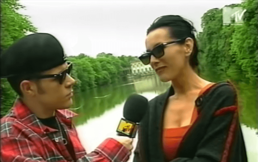 Kora, Hey i inni w starym materiale brytyjskiego MTV o polskiej muzyce