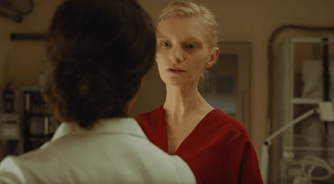 Robert Pattinson i Agata Buzek w trailerze pełnego seksualnego napięcia filmu science-fiction