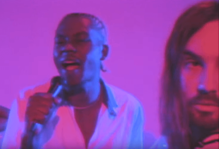 Tame Impala i Theophilus London coverują kultowy klasyk disco [wideo]